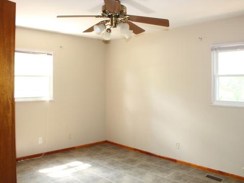 1303 Maplepark Dr, Champaign, IL 61821 photo 8