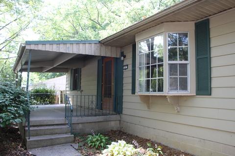 1303 Maplepark Dr, Champaign, IL 61821 photo 3