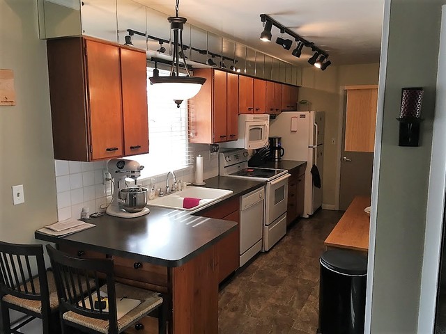 1116 Tee St, Dixon, IL 61021 photo 2