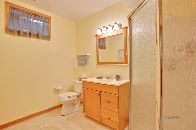 6512 Burning Tree Cir, Mchenry, IL 60050 photo 21