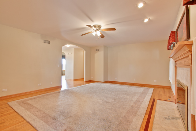 6512 Burning Tree Cir, Mchenry, IL 60050 photo 6