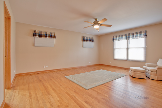 6512 Burning Tree Cir, Mchenry, IL 60050 photo 12