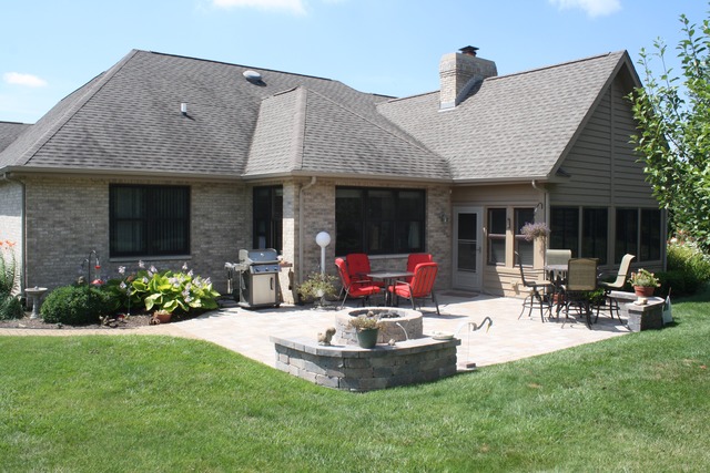 6512 Burning Tree Cir, Mchenry, IL 60050 photo 23