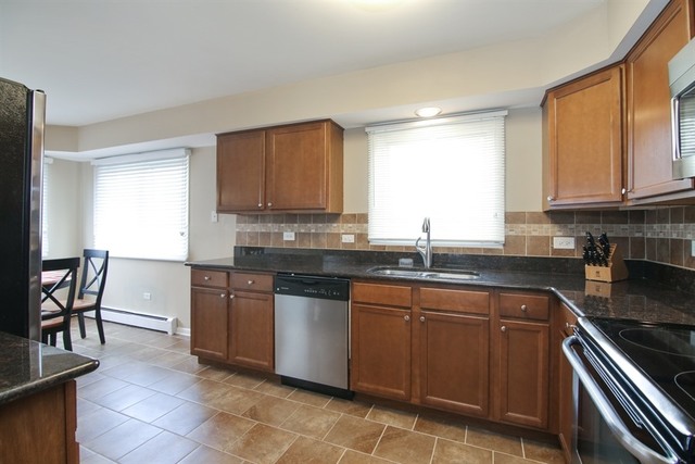939 Garden Ln, Wheeling, IL 60090 photo 5