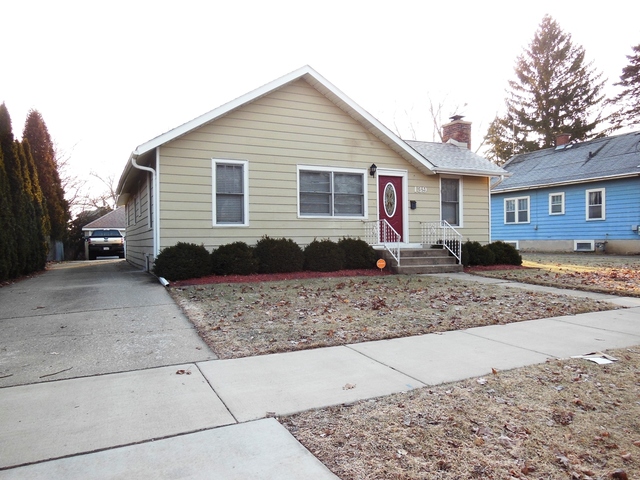 139 Wilcox Ave, Elgin, IL 60123 photo 1