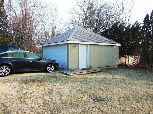 139 Wilcox Ave, Elgin, IL 60123 photo 15