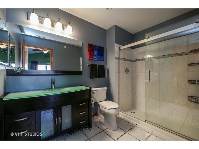 115 Schneider Ct, North Aurora, IL 60542 photo 9