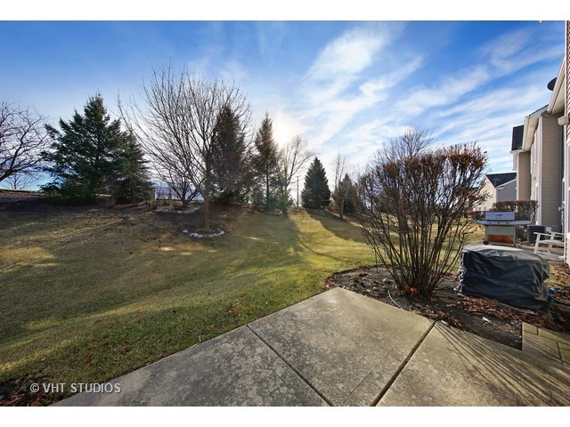 115 Schneider Ct, North Aurora, IL 60542 photo 15
