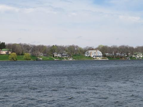 810 Regner Rd, Mchenry, IL 60051 photo 8