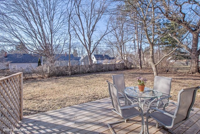 113 Bell Dr, Cary, IL 60013 photo 23