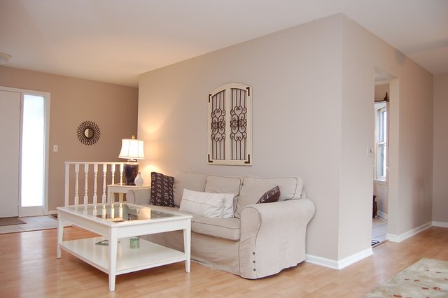 113 Bell Dr, Cary, IL 60013 photo 5
