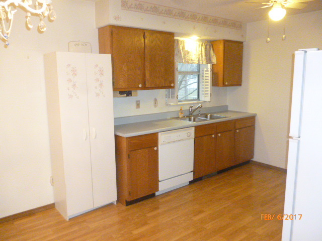 513 Valley View Dr, Philo, IL 61864 photo 3