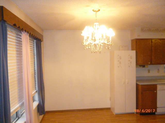 513 Valley View Dr, Philo, IL 61864 photo 4