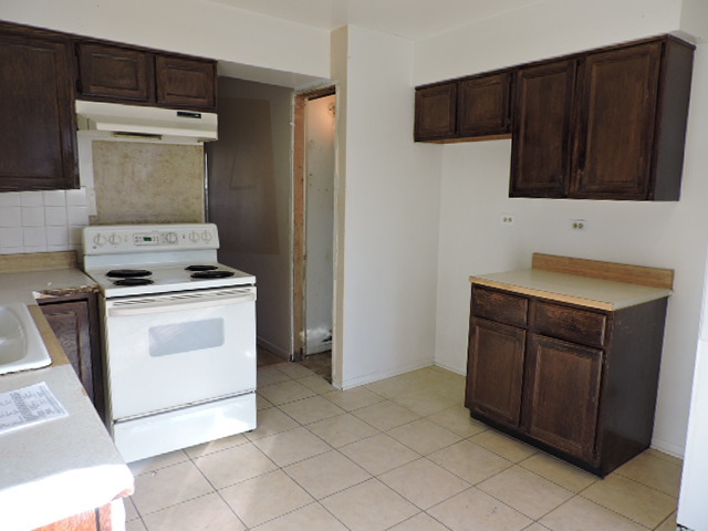 9355 Hamilton Ct #D, Des Plaines, IL 60016 photo 9