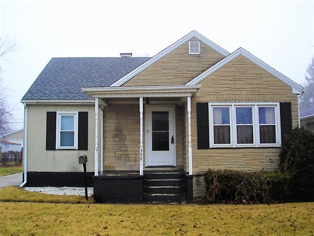 320 W 3rd St, Spring Valley, IL 61362 photo 3
