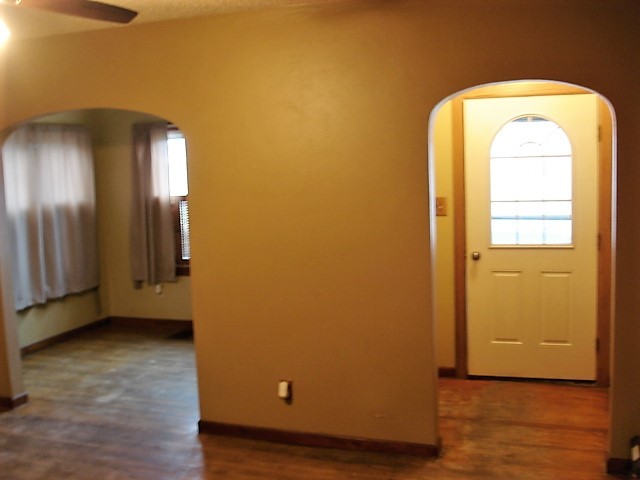 320 W 3rd St, Spring Valley, IL 61362 photo 7