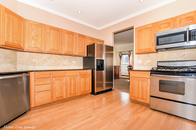 232 Norwich Dr, Bartlett, IL 60103 photo 8