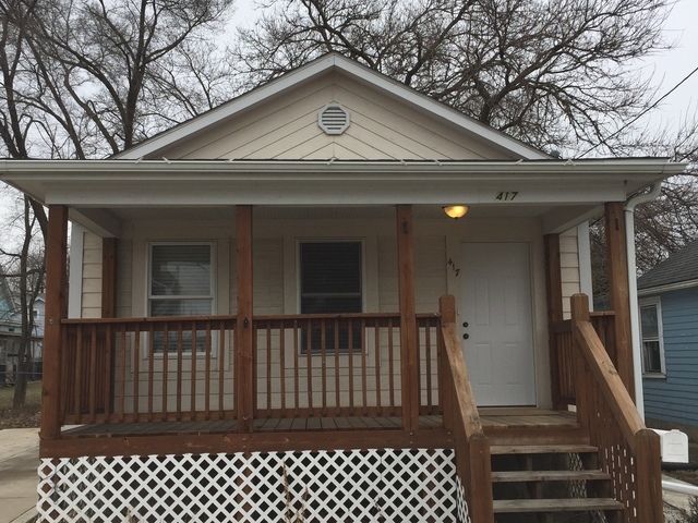 417 High St, Aurora, IL 60505 photo 1