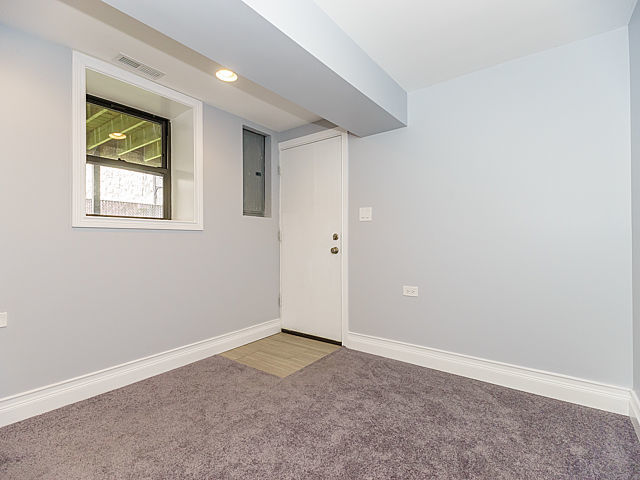 624 E Bowen Ave, Chicago, IL 60653 photo 19