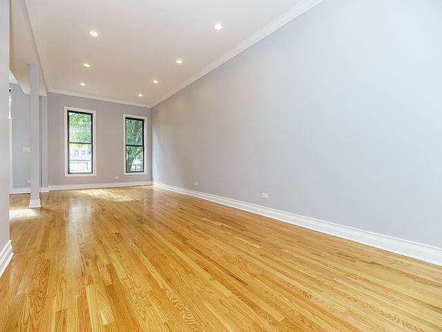 624 E Bowen Ave, Chicago, IL 60653 photo 5