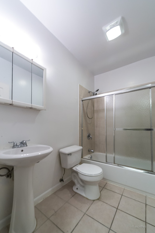 2101 E 67th St #210, Chicago, IL 60649 photo 9