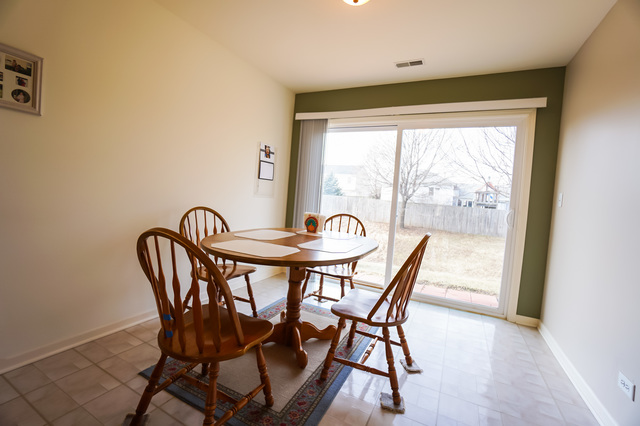 910 Partridge Cir, Marengo, IL 60152 photo 8