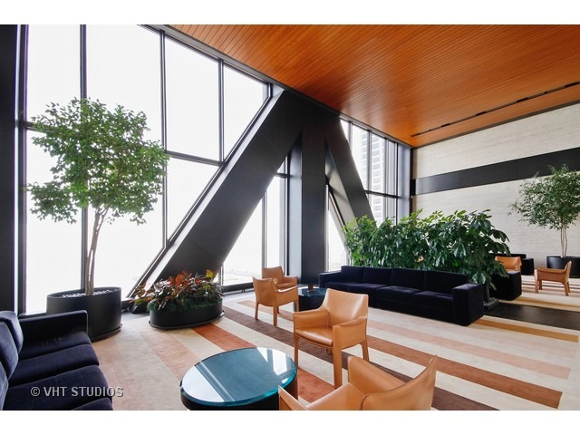175 E Delaware Pl #7907, Chicago, IL 60611 photo 16