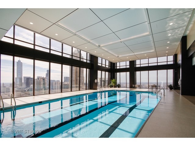 175 E Delaware Pl #7907, Chicago, IL 60611 photo 14