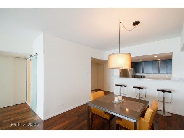 175 E Delaware Pl #7907, Chicago, IL 60611 photo 7