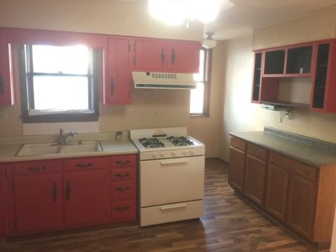 802 E 3rd St, Dixon, IL 61021 photo 6