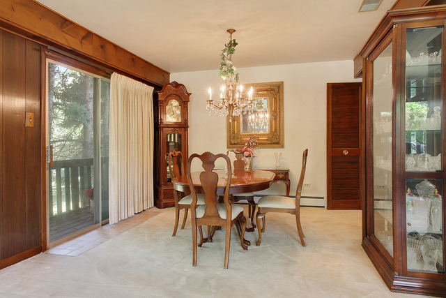 8073 William Dr, Willowbrook, IL 60527 photo 11