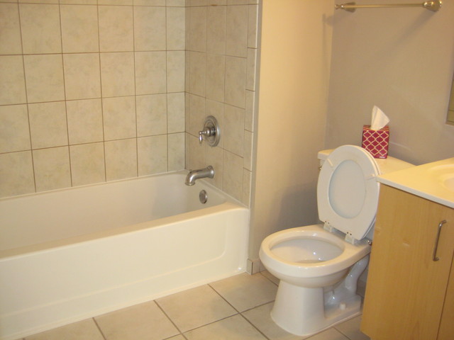 8030 Riverwalk Dr #3D, Lyons, IL 60534 photo 6