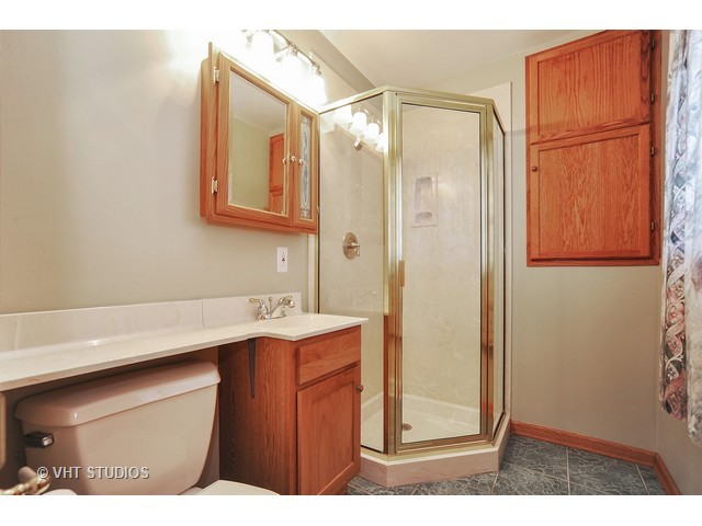 941 Beverly Dr, Wheeling, IL 60090 photo 11