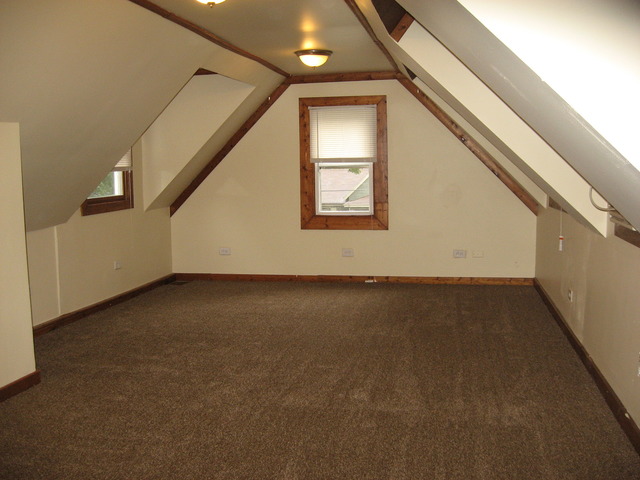 227 Orchard St, Elgin, IL 60123 photo 7