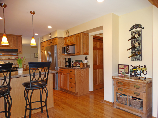 330 S Walnut St, Itasca, IL 60143 photo 10