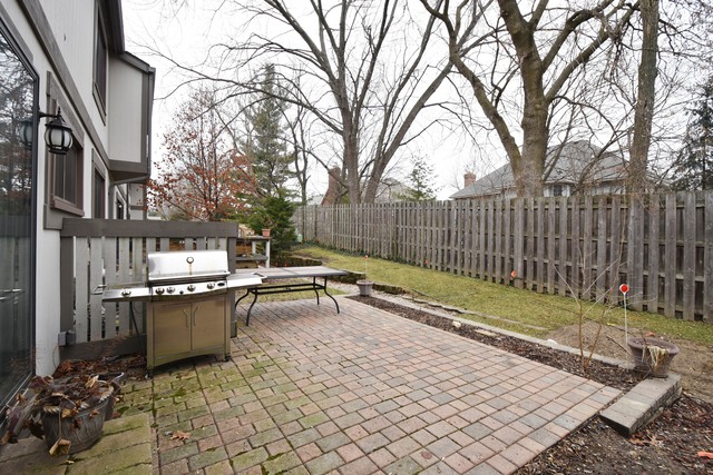 2513 Honeysuckle Ln, Rolling Meadows, IL 60008 photo 14