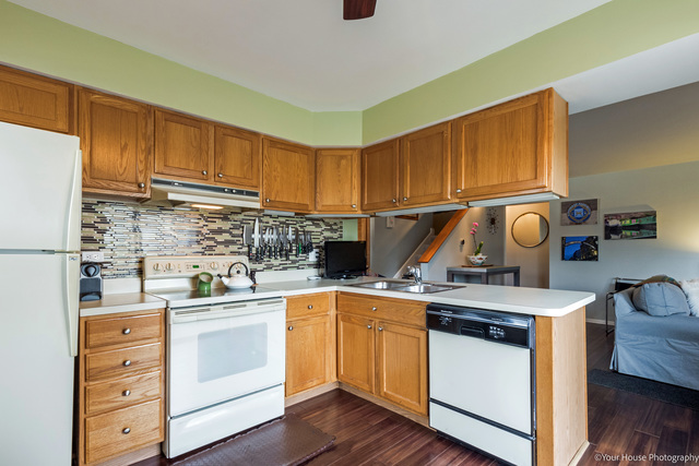 636 Chip Ct, Gurnee, IL 60031 photo 8