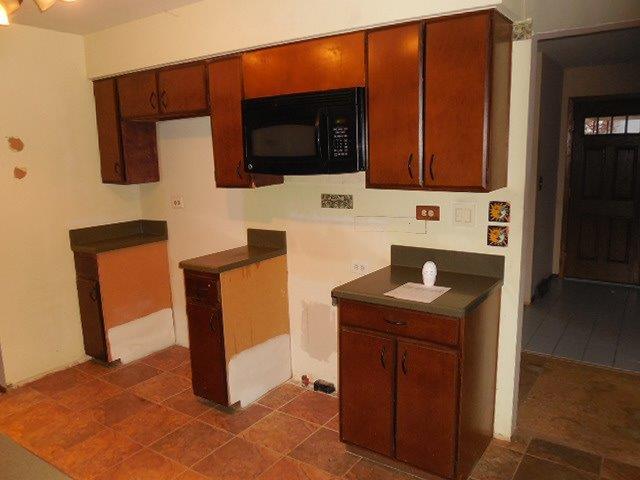 388 King Ln, Des Plaines, IL 60016 photo 7