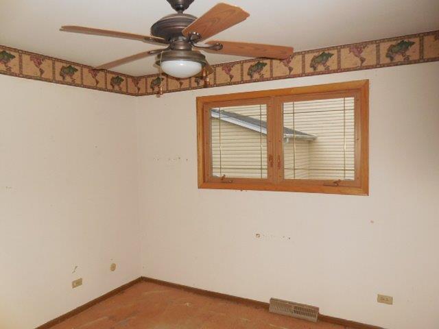 388 King Ln, Des Plaines, IL 60016 photo 13