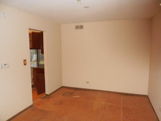 388 King Ln, Des Plaines, IL 60016 photo 5