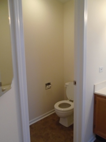 360 Sundance Dr, Bartlett, IL 60103 photo 14