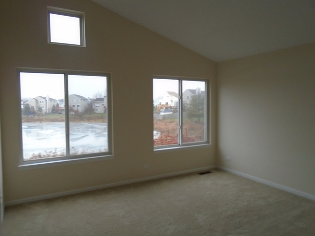 360 Sundance Dr, Bartlett, IL 60103 photo 12