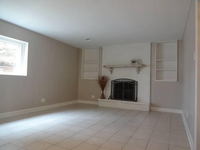 817 Forest Ct, Bartlett, IL 60103 photo 9