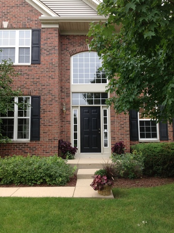 6075 Frank Dr, Hoffman Estates, IL 60192 photo 2