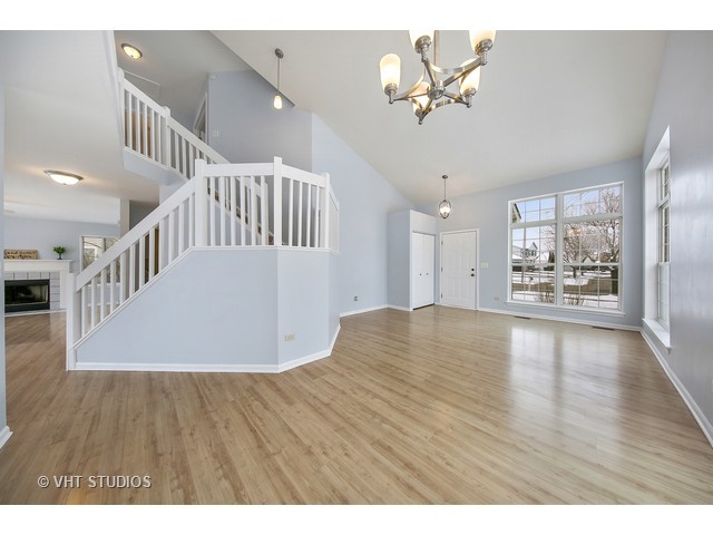 2809 Crested Butte Trl, Plainfield, IL 60586 photo 2
