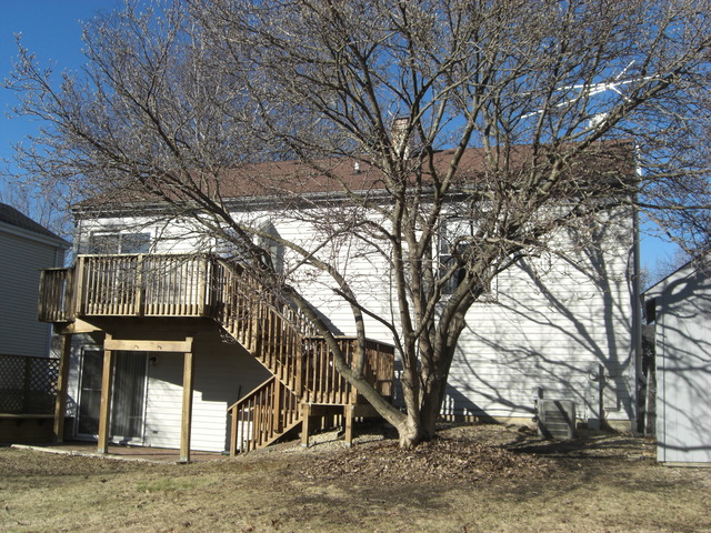 122 E Mcclellan St, Bartlett, IL 60103 photo 12