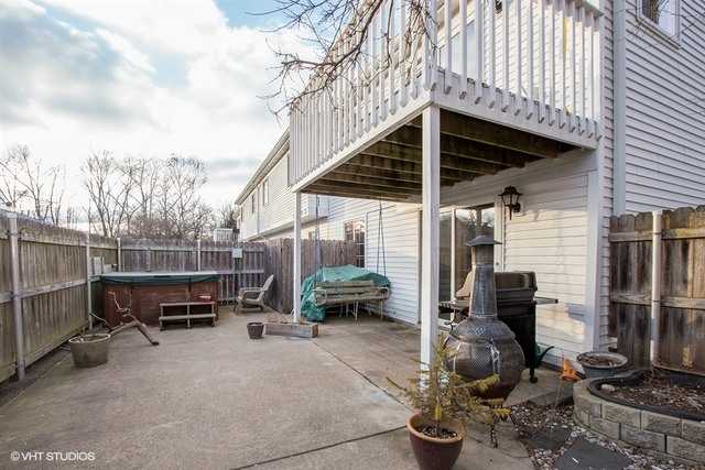 30 Pine Cir, Cary, IL 60013 photo 14