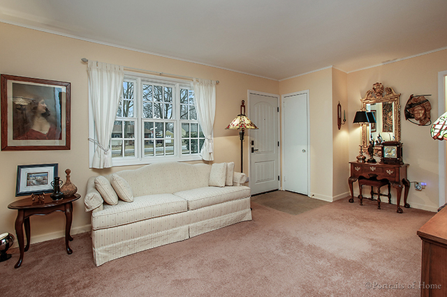1128 S Chase St, Wheaton, IL 60187 photo 6