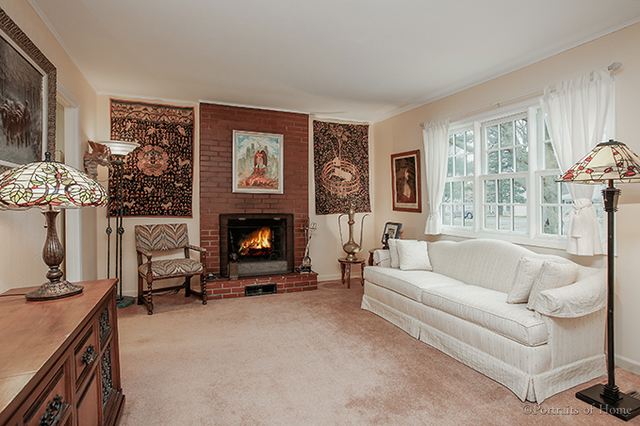 1128 S Chase St, Wheaton, IL 60187 photo 2