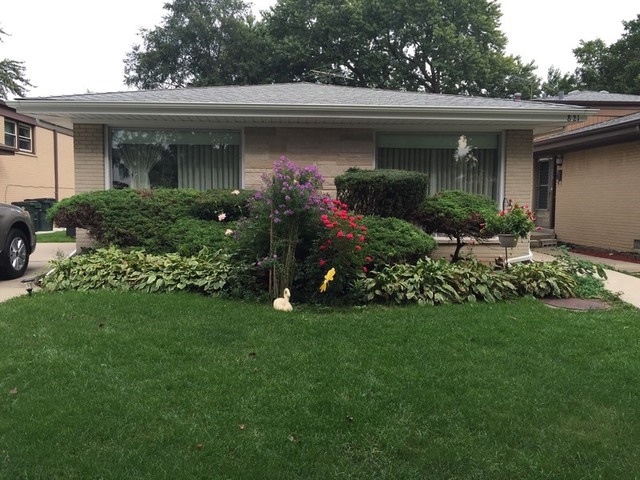 821 Long Rd, Glenview, IL 60025 photo 1